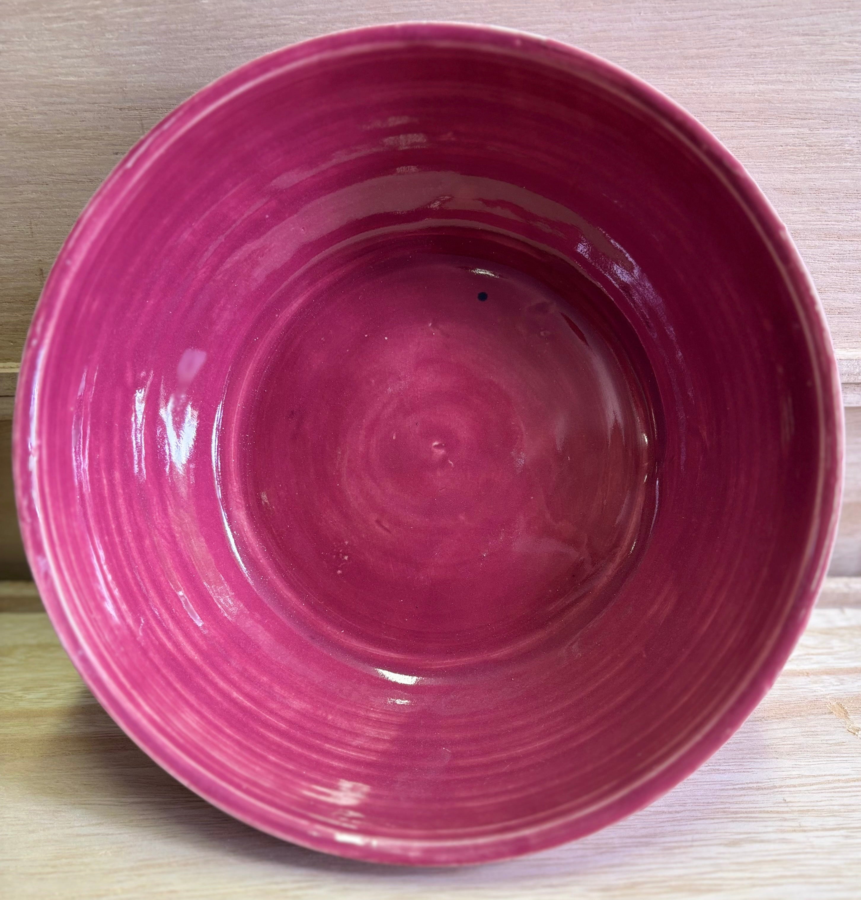 Medium serving bowl
